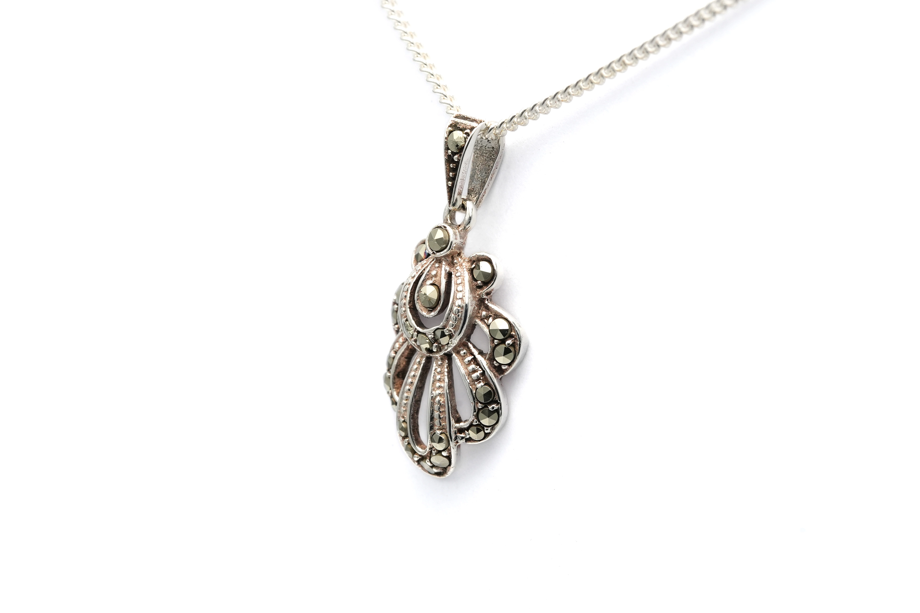 Pendentif Art Déco en argent 835 serti de marcassites - - 2