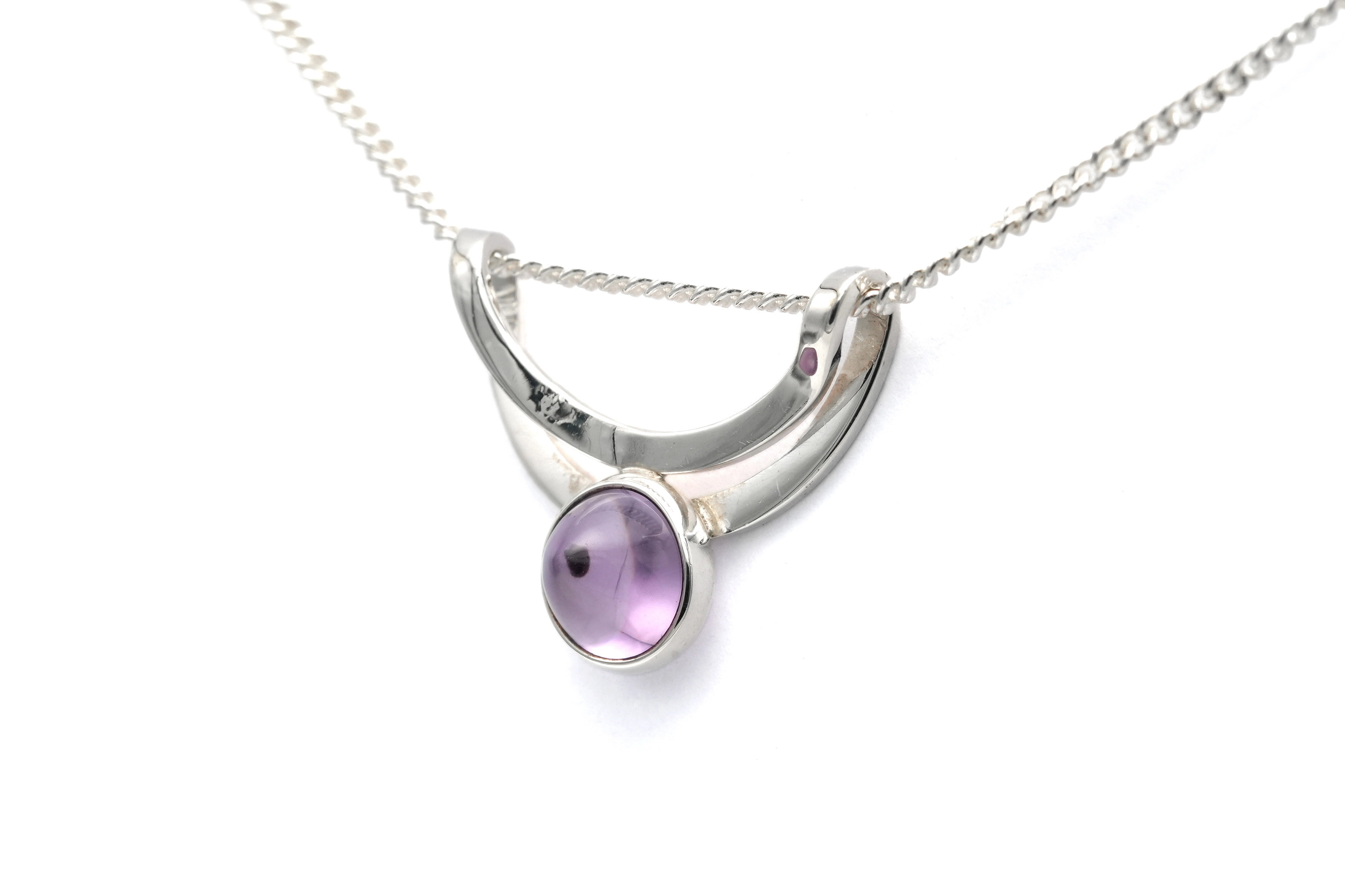 Pendentif Années 70 en argent 925 serti d'une améthyste