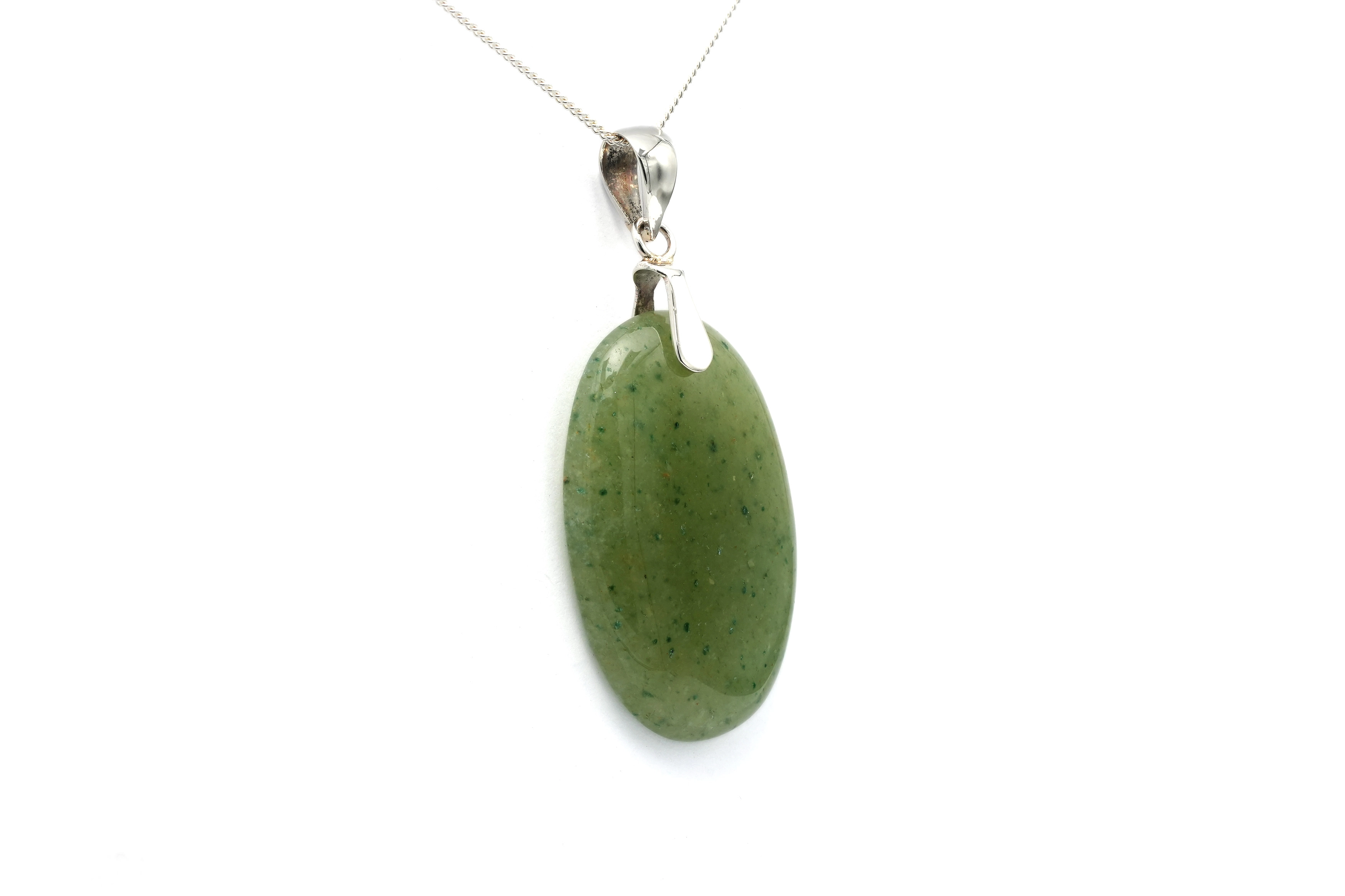 Pendentif contemporain en argent 925 serti d'une aventurine