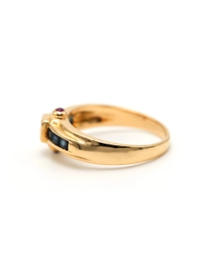 Bague contemporaine en or jaune 18 carats sertie de saphirs, de rubis et de diamants "taille" brillant (+-0.056ct) - - 3