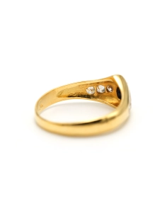 Bague contemporaine en or jaune 18 carats sertie d'un saphir et de diamants "taille" brillant (+-0.15ct) - - 5