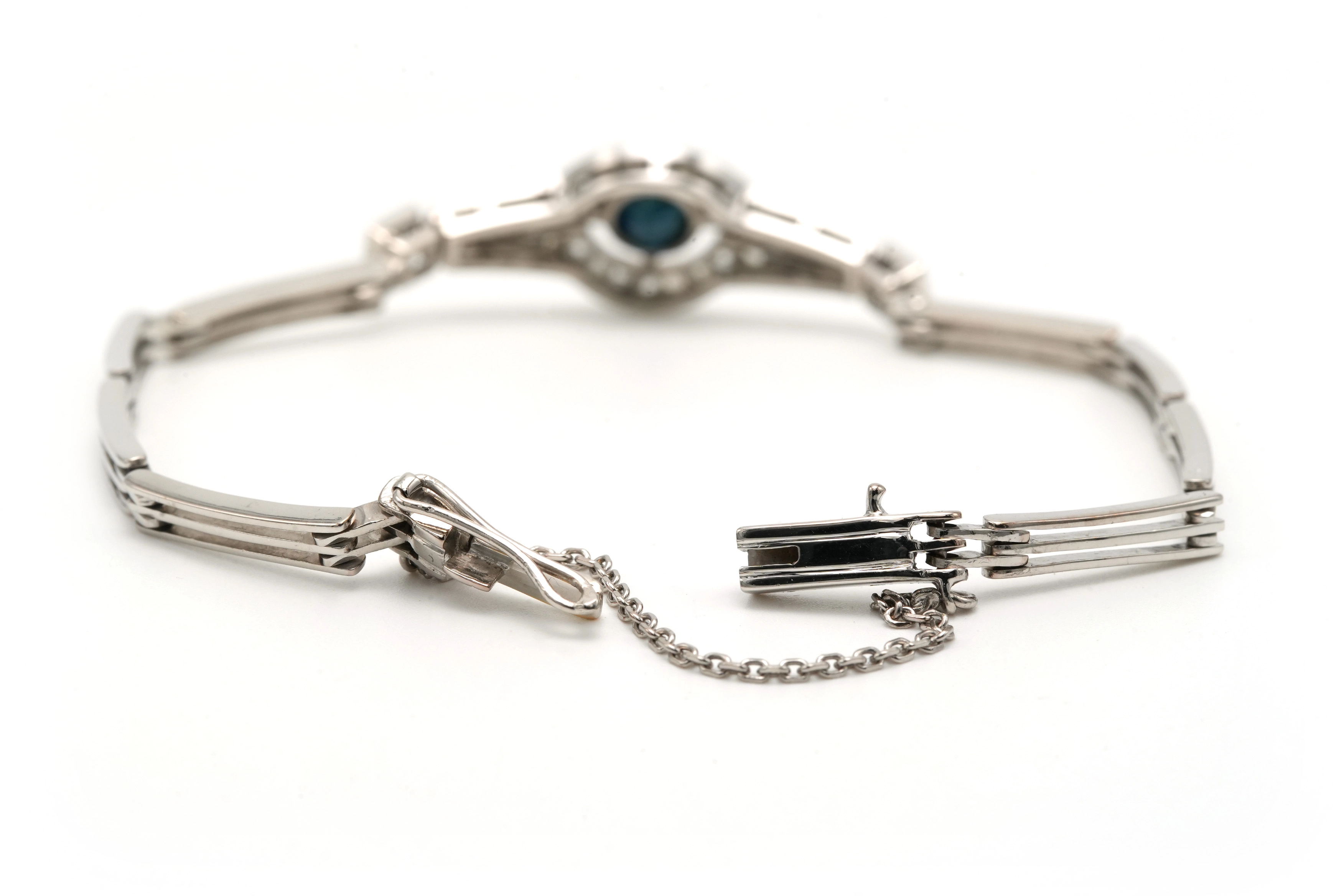Bracelet Art Déco en or blanc 18 carats serti d'un saphir et de diamants "taille" rose - - 6