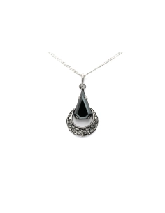 Pendentif Art Déco en argent serti de marcassites et d'une hématite