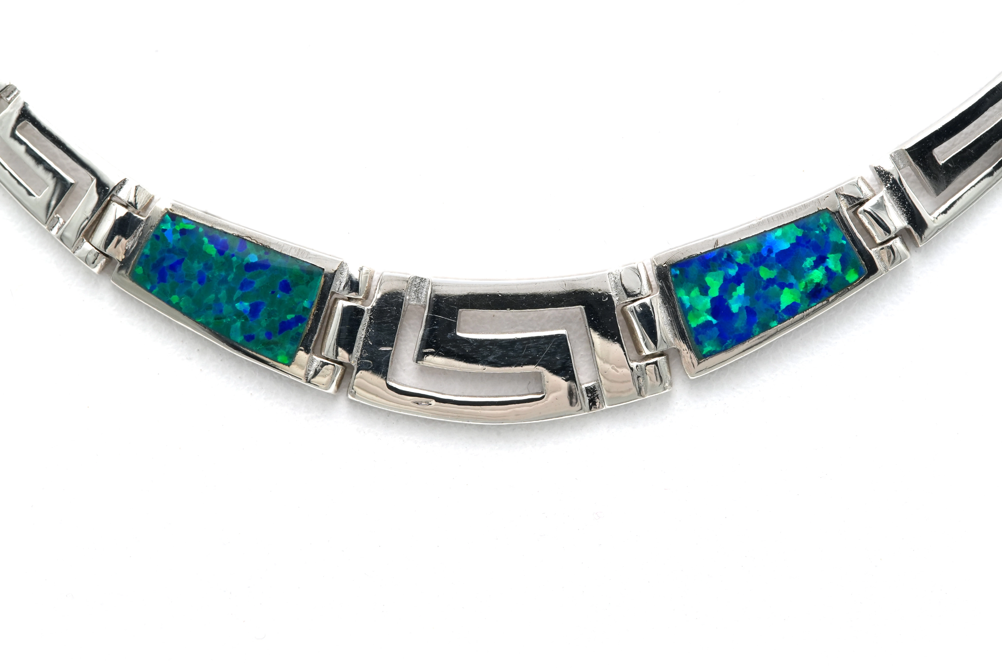 Collier contemporain en argent 925 et nacre opalisée