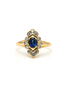 Bague contemporaine en or jaune 18 carats sertie d'un saphir et de diamants "taille" brillant (+-0.18ct) - 1