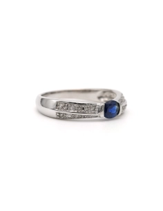 Bague contemporaine en or blanc 18 carats sertie d'un saphir et de diamants "taille" brillant (+-0.04ct) - - 6