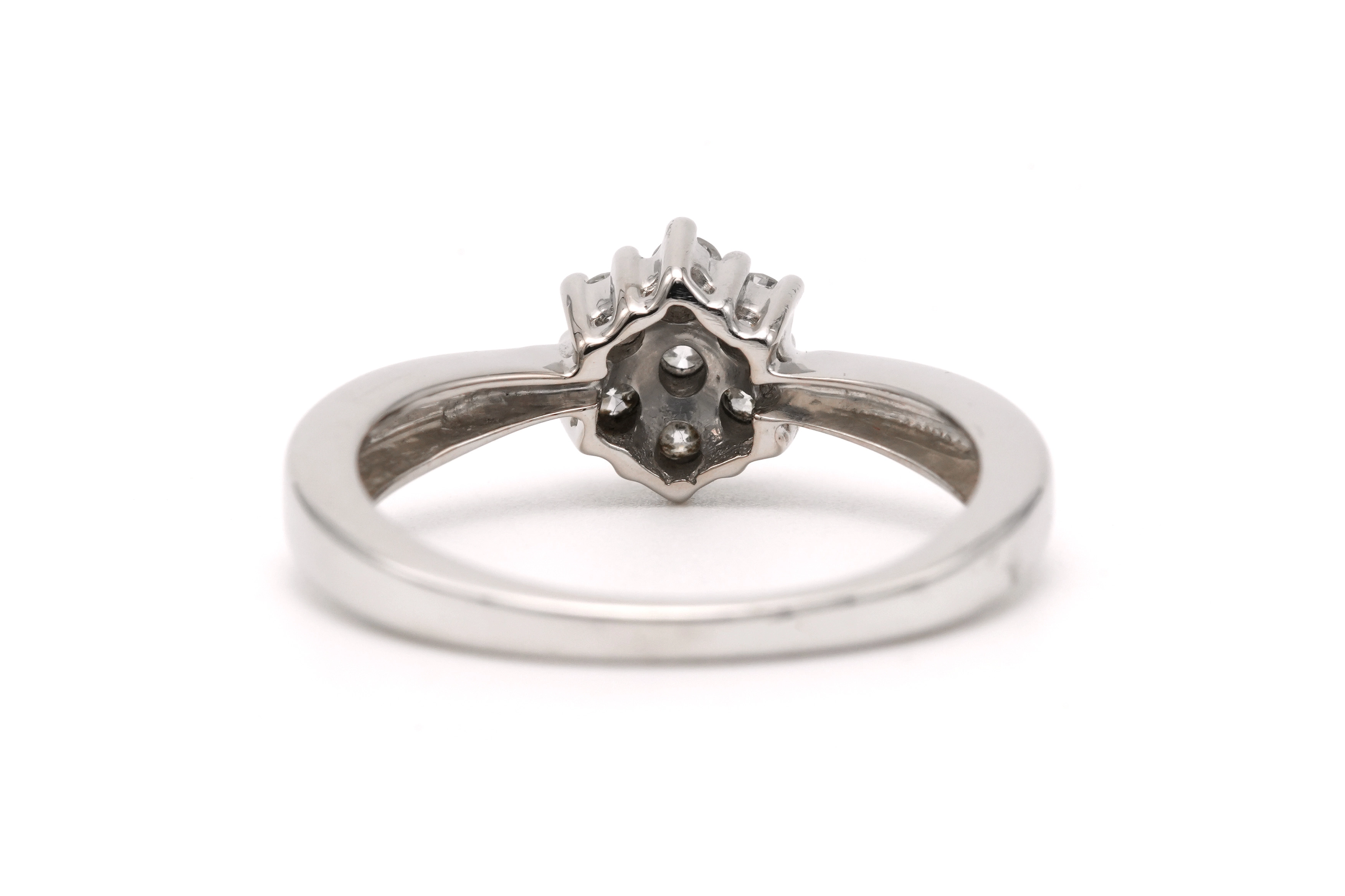 Bague contemporaine en or blanc 18 carats sertie de diamants "taille" brillant (+-0.21ct) - - 4
