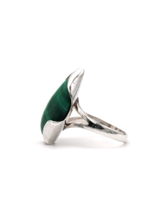 Bague Années 70 en argent 925 sertie d'une malachite
