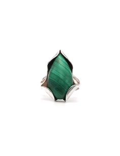 Bague Années 70 en argent 925 sertie d'une malachite