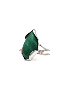 Bague Années 70 en argent 925 sertie d'une malachite