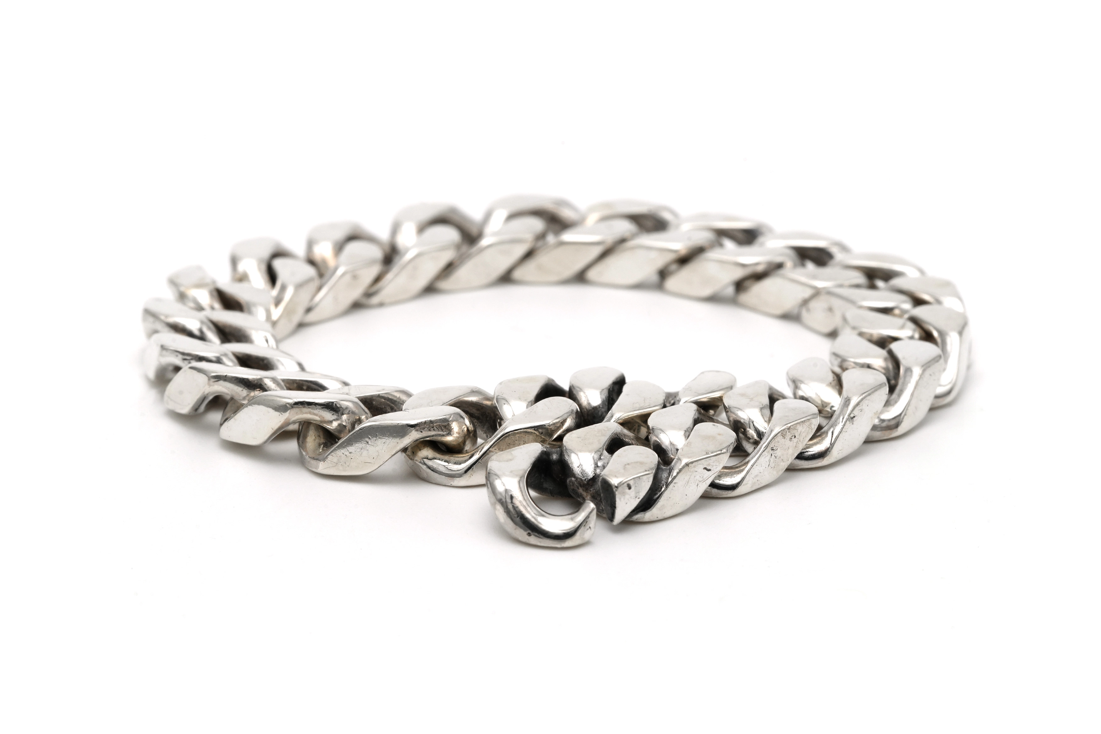 Bracelet contemporain en argent 800