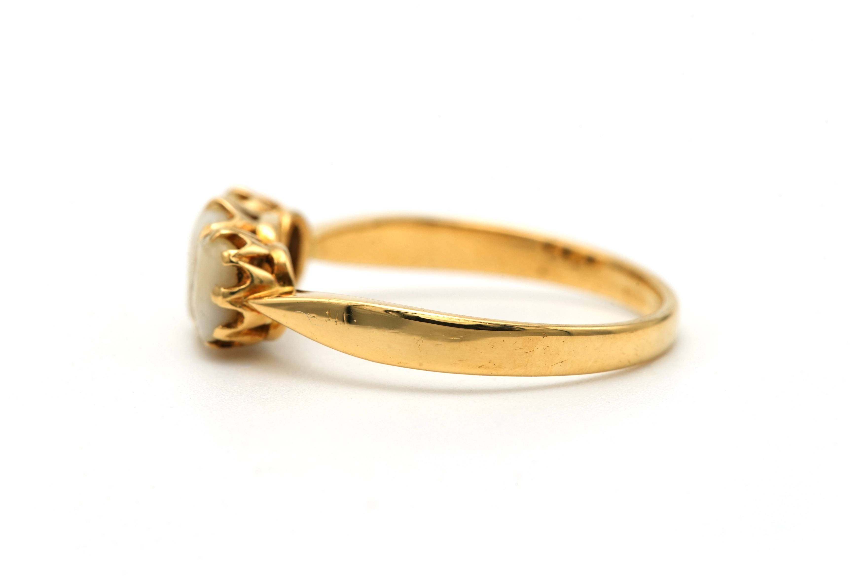 Bague Art Déco en or jaune 18 carats sertie de dents - 3