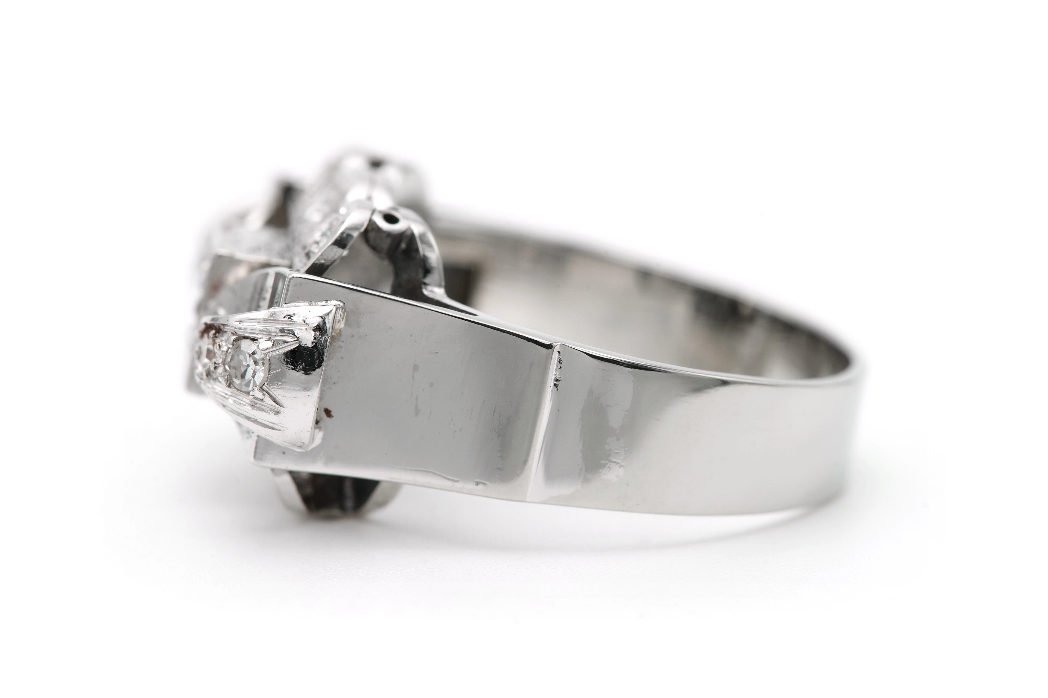 Bague Art Déco en or blanc 18 carats sertie de diamants "taille" brillant (+-0.42ct) - 3