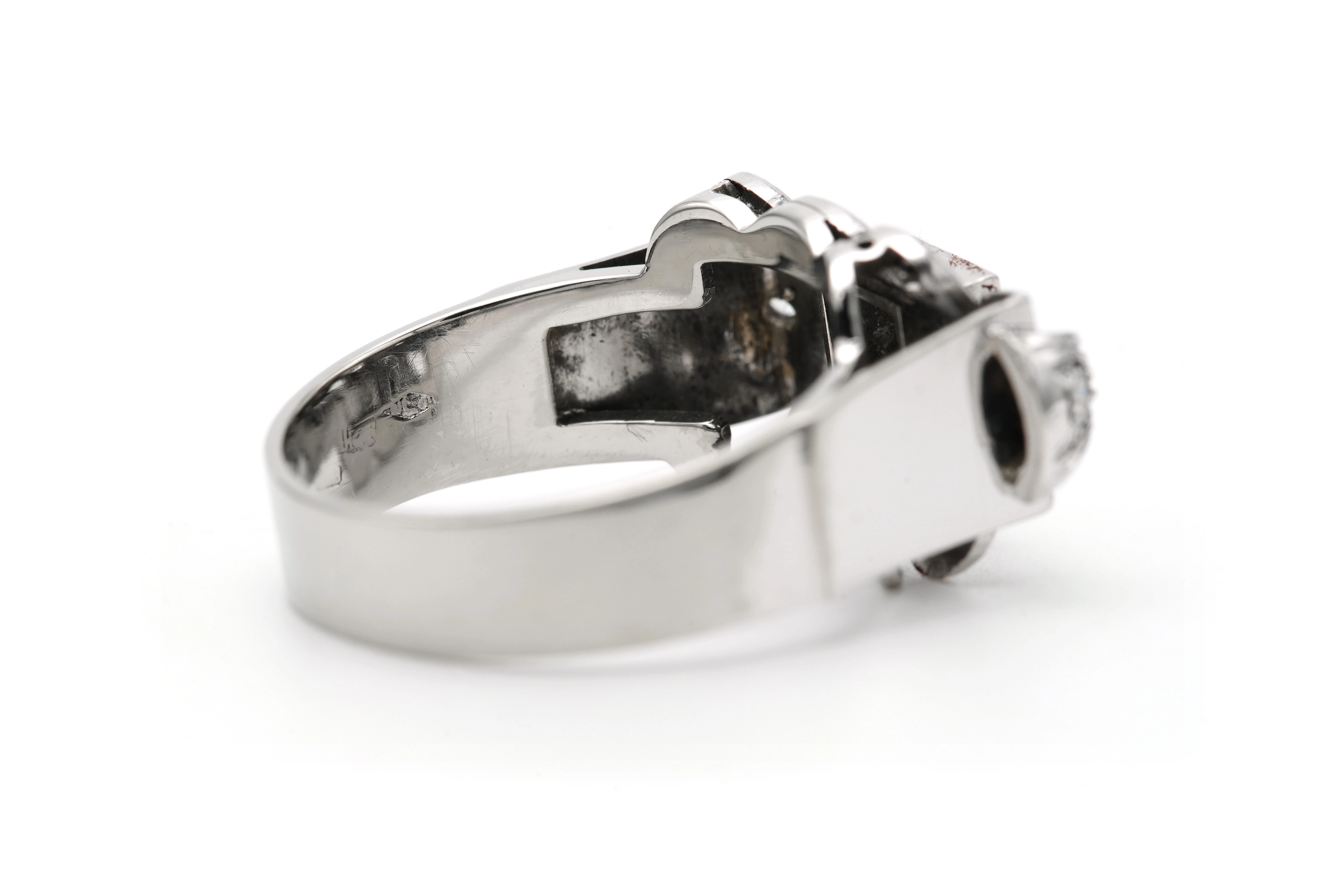 Bague Art Déco en or blanc 18 carats sertie de diamants "taille" brillant (+-0.42ct) - 5
