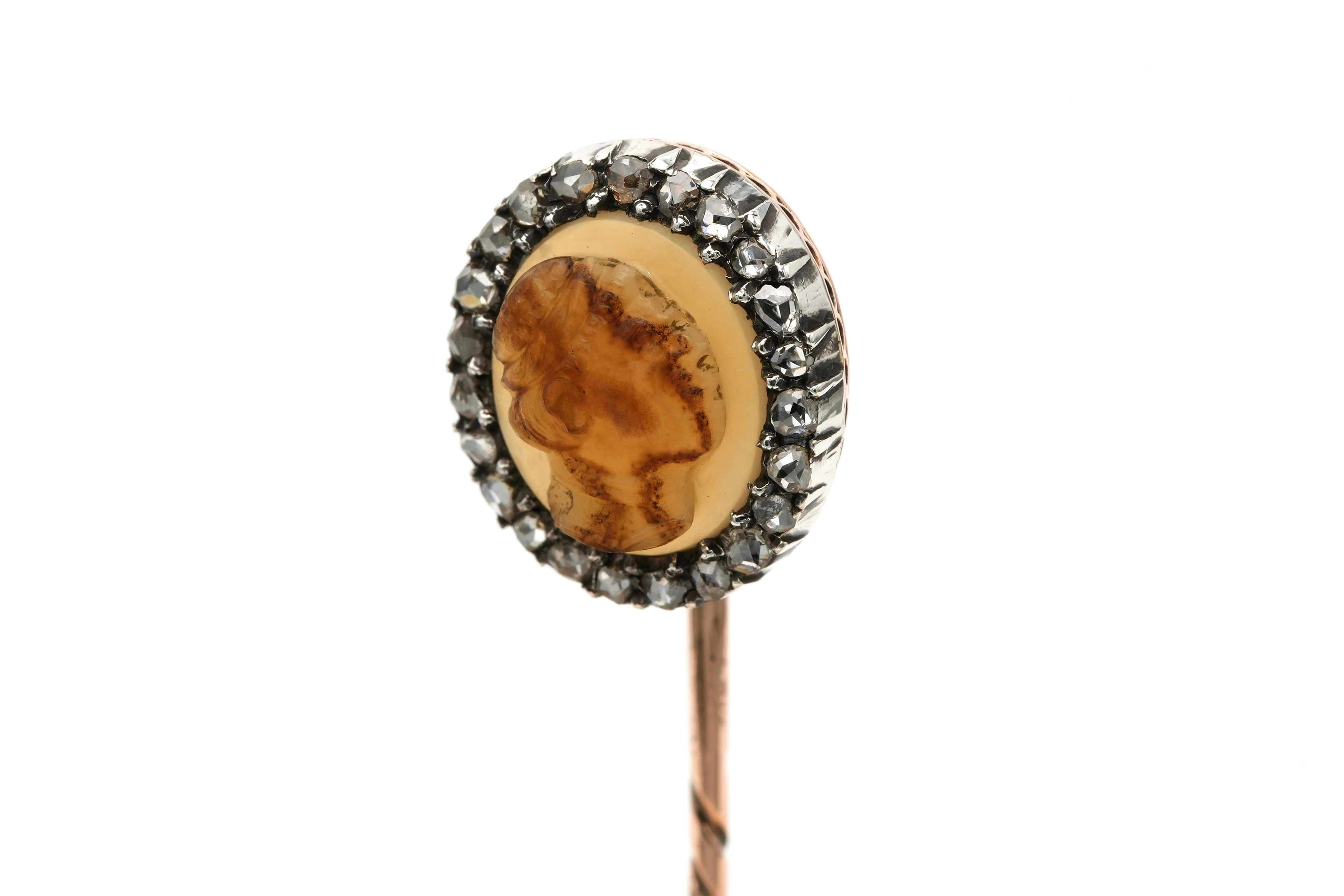 Epingle Napoléon III en or jaune 18 carats et argent sertie d'une agate et de diamants "taille" rose - 2