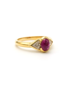 Bague contemporaine en or jaune 18 carats sertie d'un rubis et de diamants "taille" brilliant - - 6