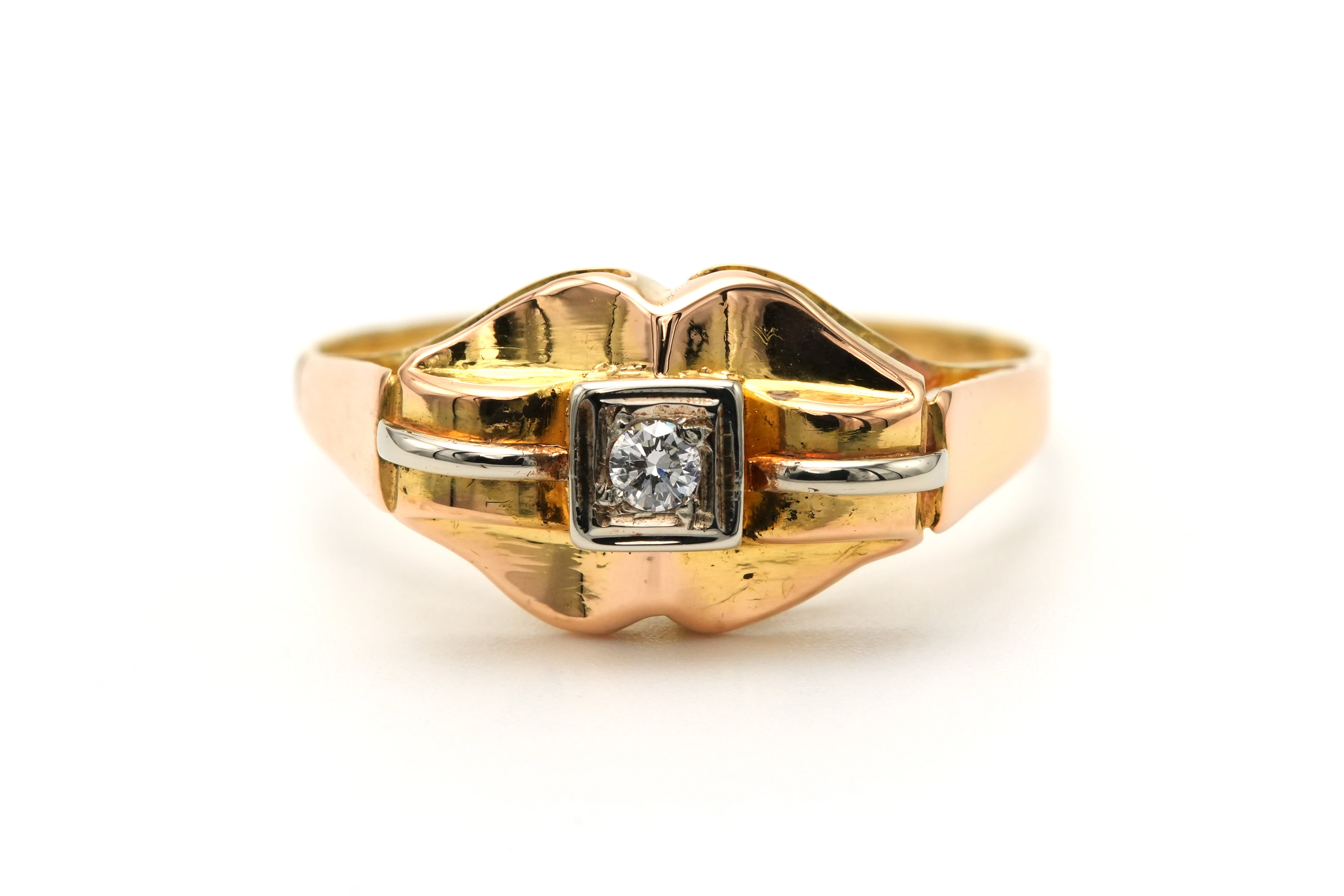 Bague Art Déco en or jaune et blanc 18 carats sertie d'un diamant "taille" brillant (+-0.04ct) - - 1