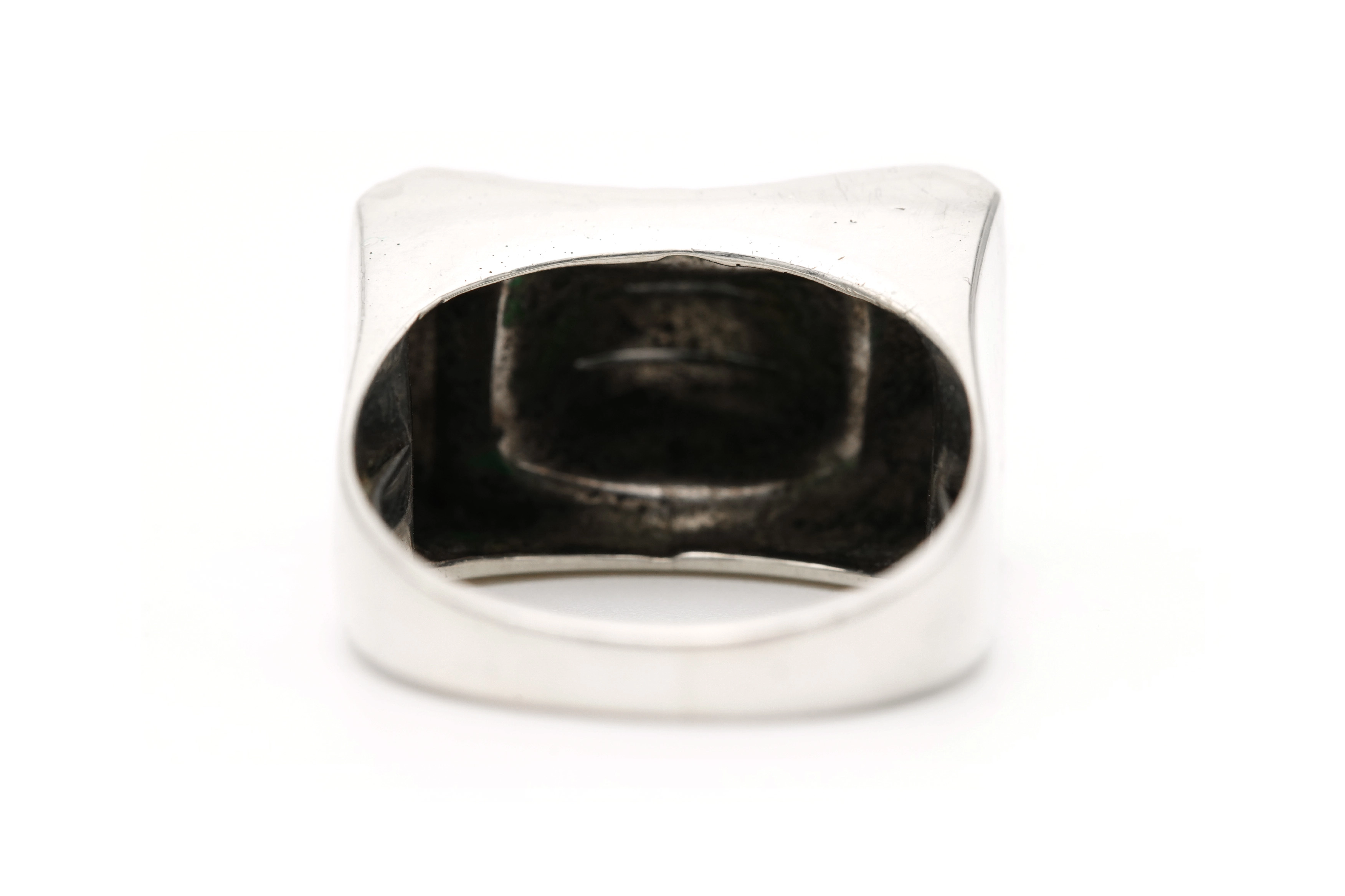 Bague Art Déco en argent sertie de marcassites