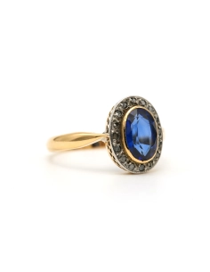 Bague Art Déco en or jaune et blanc 18 carats sertie d'un saphir de synthèse et de diamants "taille" rose - 6