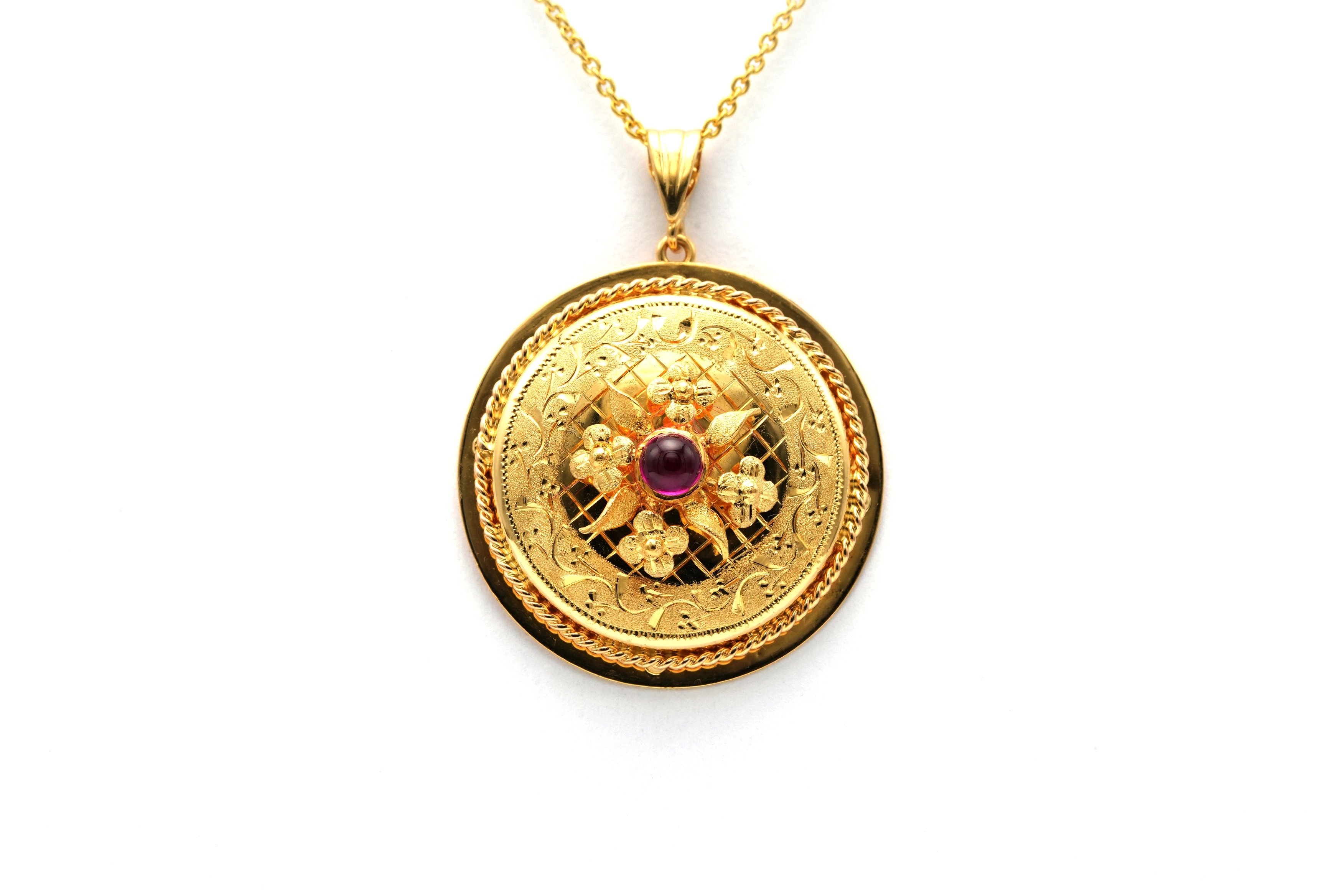 Pendentif Art Nouveau en or jaune 18 carats serti d'un rubis - - 1