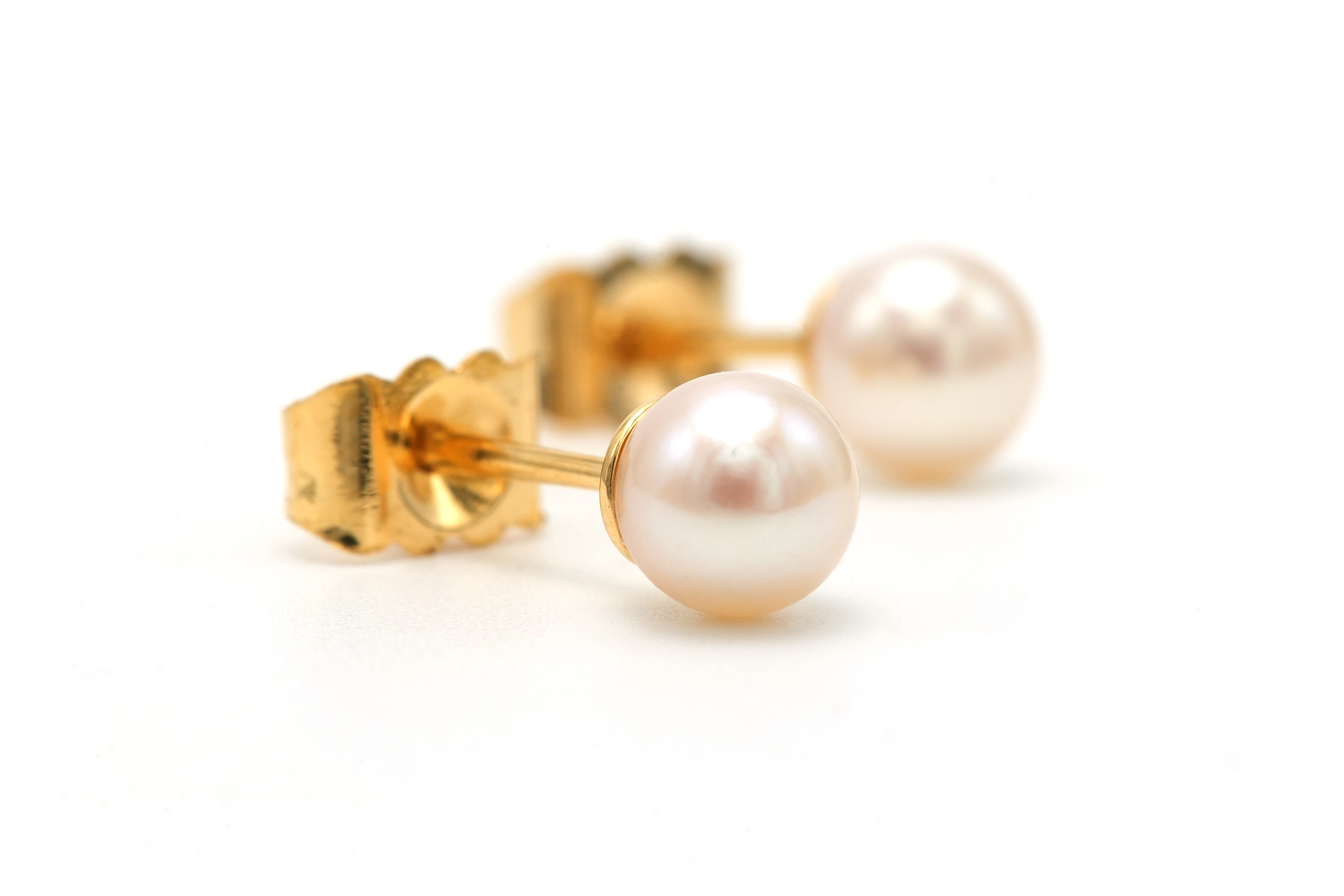 Boucles d'oreilles contemporaines en or jaune 18 carats serties de perles - - 6