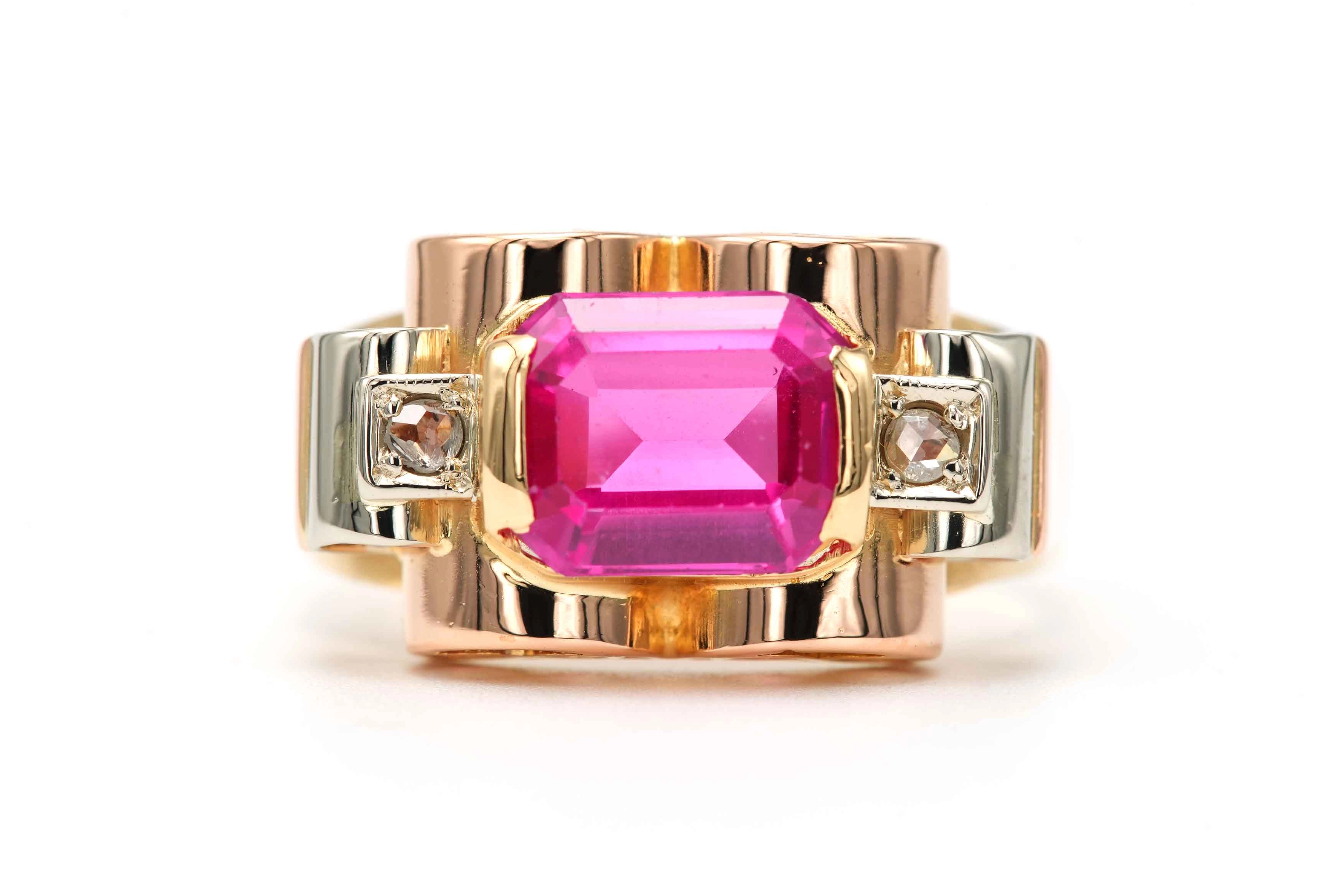 Bague Art Déco en or jaune et blanc 18 carats sertie d'une spinelle de synthèse et de diamants "taille" rose - 1
