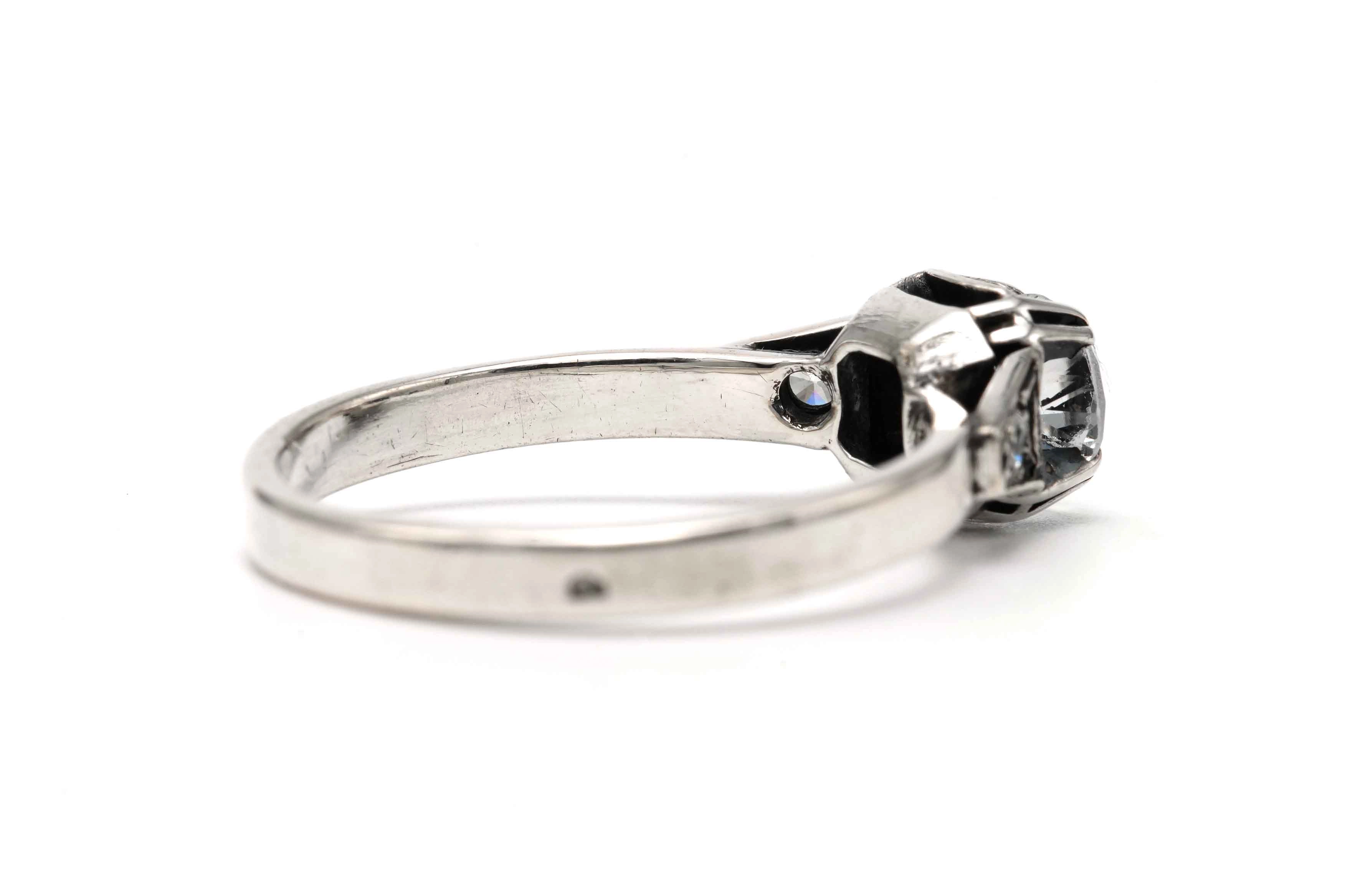 Bague Art Déco en argent 800 sertie de zirconiums - - 5