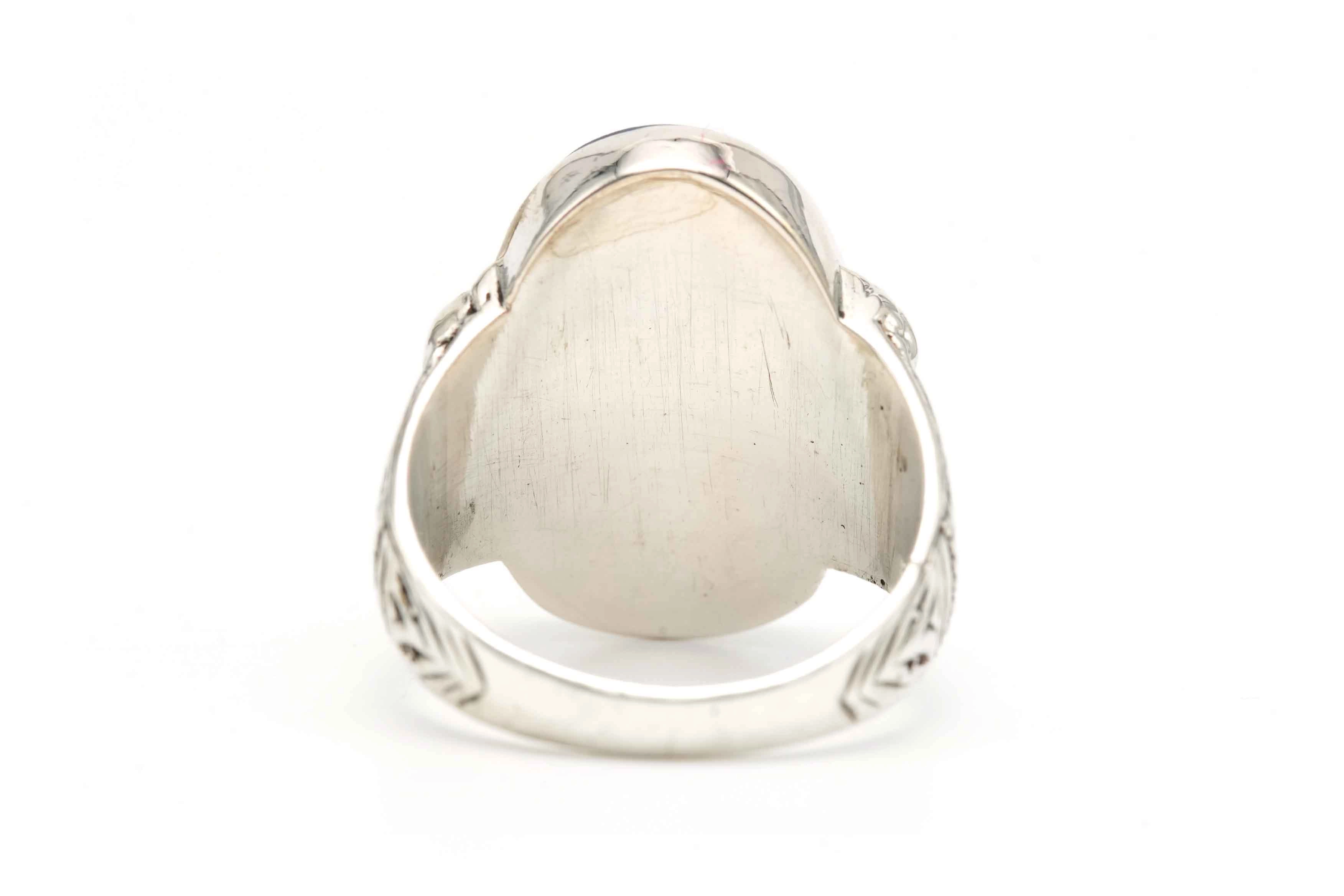 Bague contemporaine en argent 835 sertie d'une chrysocolle