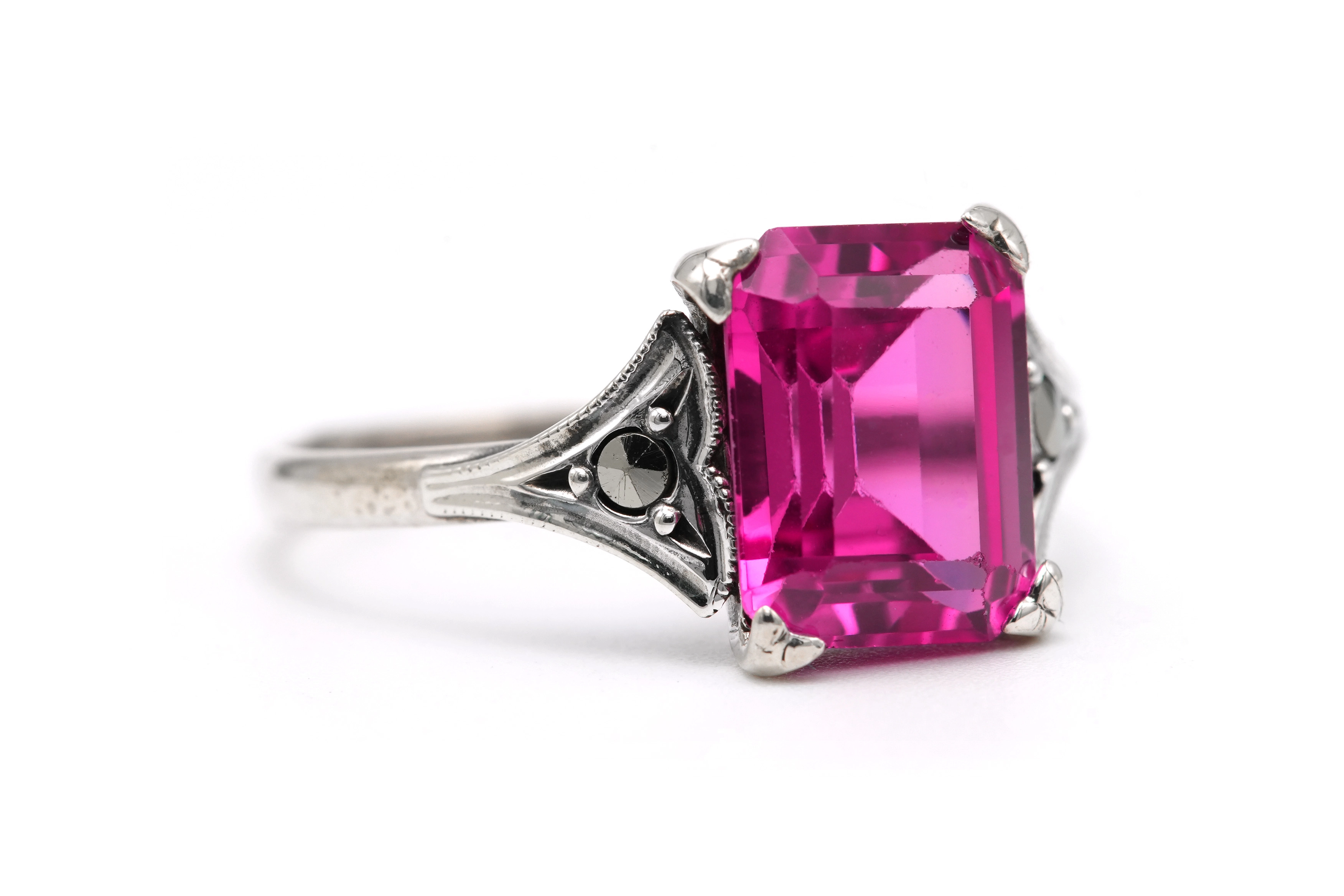 Bague Art Déco en argent sertie d'un saphir de synthèse et de marcassites - 6