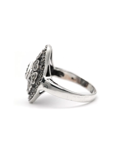 Bague contemporaine en argent 925 sertie de marcassites