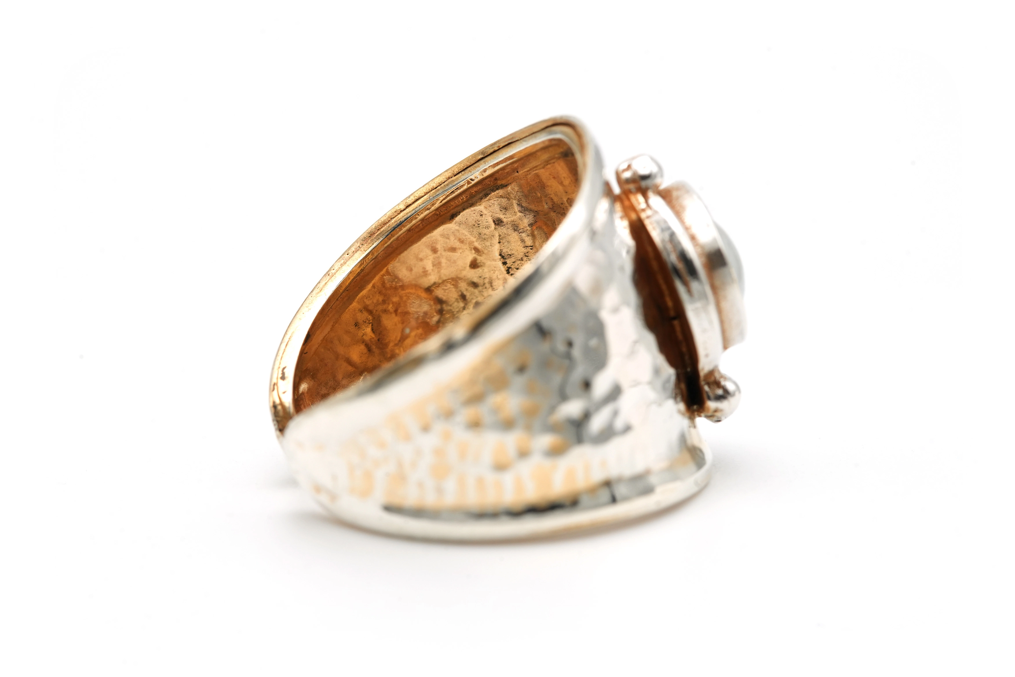 Bague Années 70 en argent sertie d'une perle