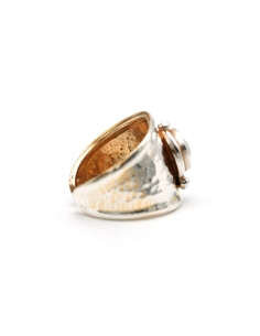 Bague Années 70 en argent sertie d'une perle