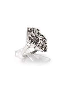 Bague Années 50 en argent sertie de marcassites - - 6