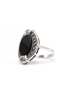 Bague contemporaine en argent 925 sertie d'onyx et de marcassites - 2