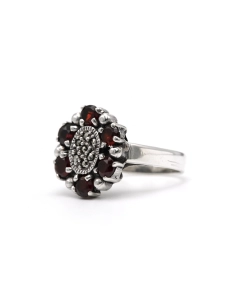 Bague contemporaine en argent 925 sertie de grenats et de marcassites - 2