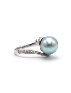 Bague contemporaine en or blanc 18 carats sertie de diamants taille "8/8" et d'une perle - 6