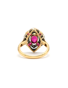 Bague Art Déco en or jaune 18 carats sertie de rubis et diamants taille "8/8" - - 4