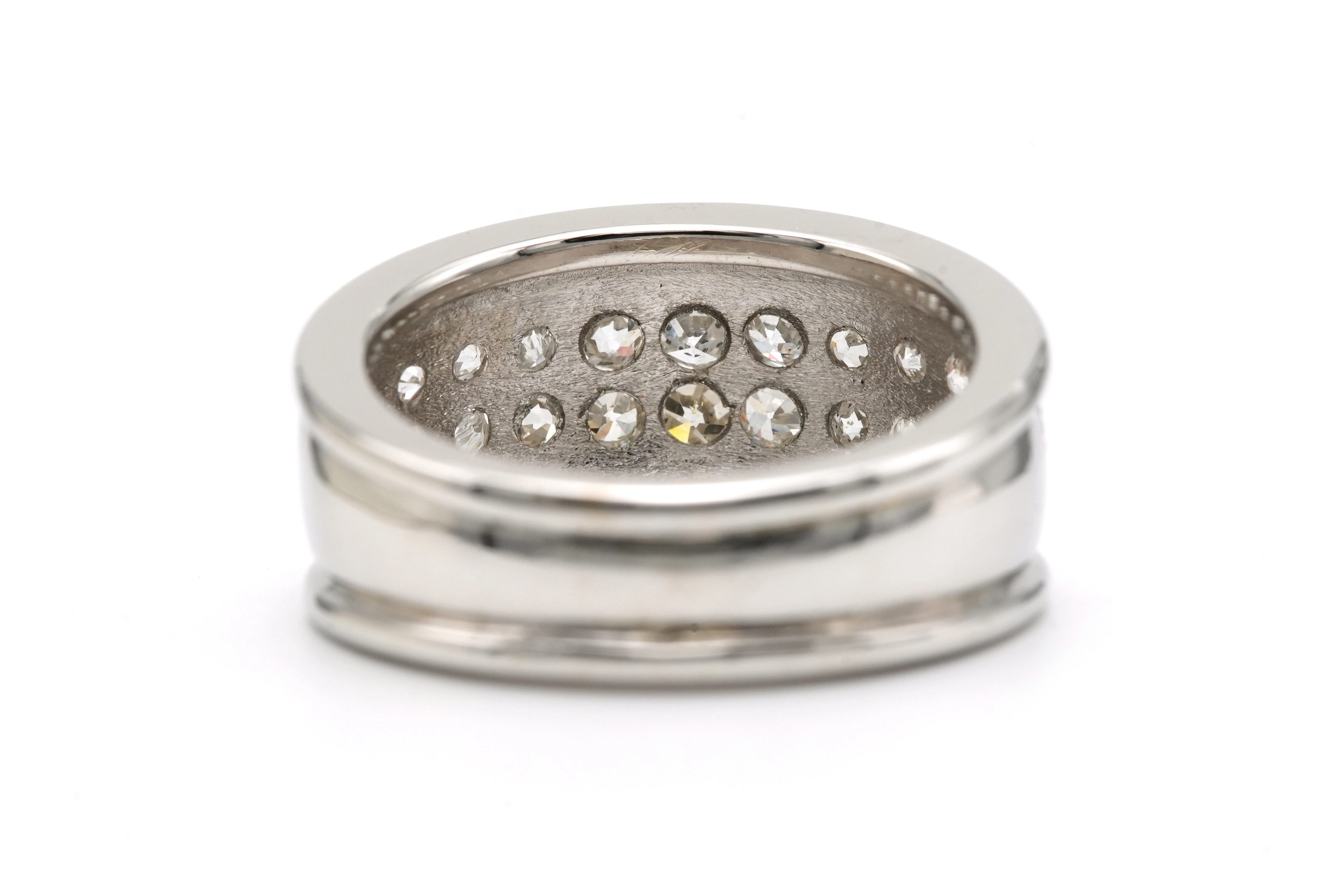 Bague contemporaine en or blanc 18 carats sertie de diamants taille "brillant" (+-0.52ct) - 4