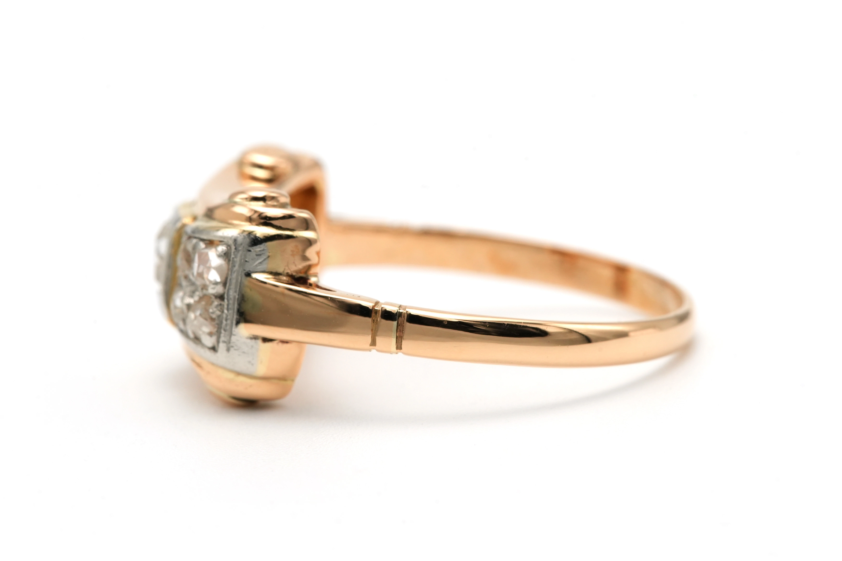 Bague Art Déco en or jaune 18 carats sertie de diamants taille "rose" - 3