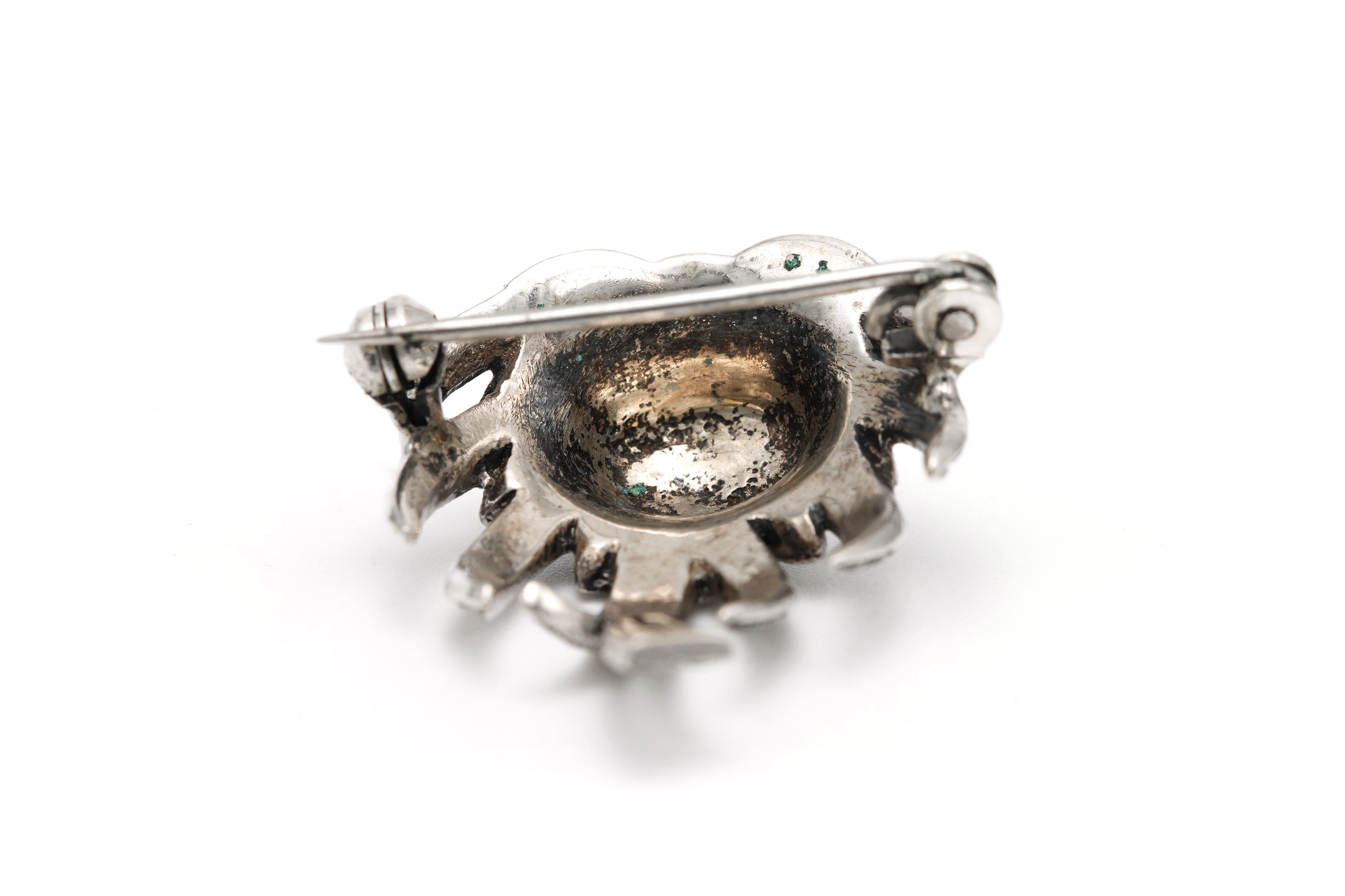 Broche Années 50 en argent sertie de marcassites - 2