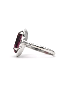 Bague Art Déco en argent sertie d'un saphir synthétique et de marcassites - 1