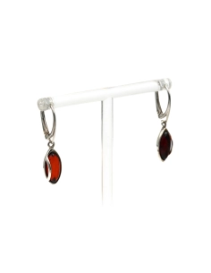 Boucles d'oreilles contemporaines en argent 925 serties d'ambre