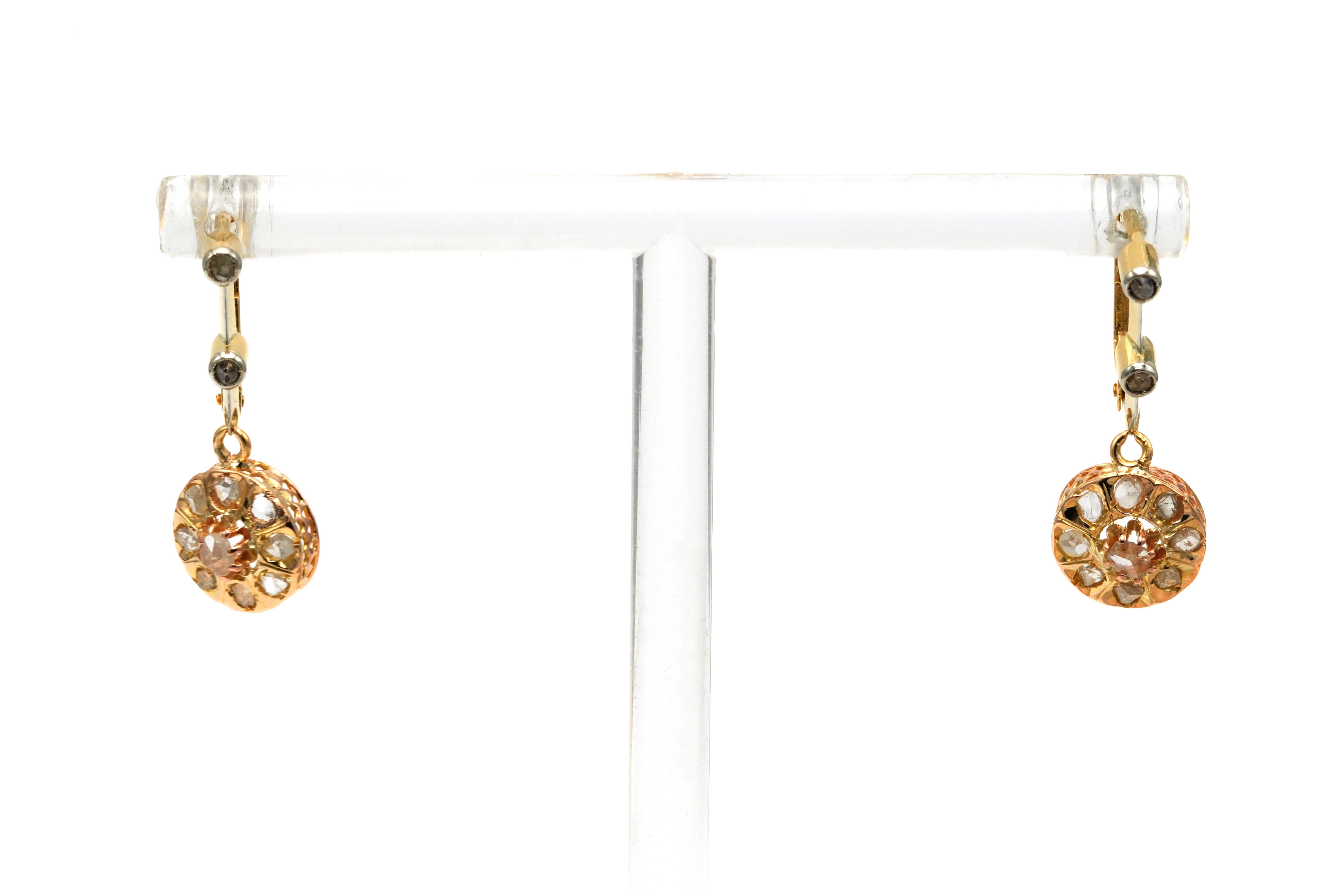 Boucles d'oreilles Art Déco en or jaune 18 carats serties de diamants "taille" rose - - 2