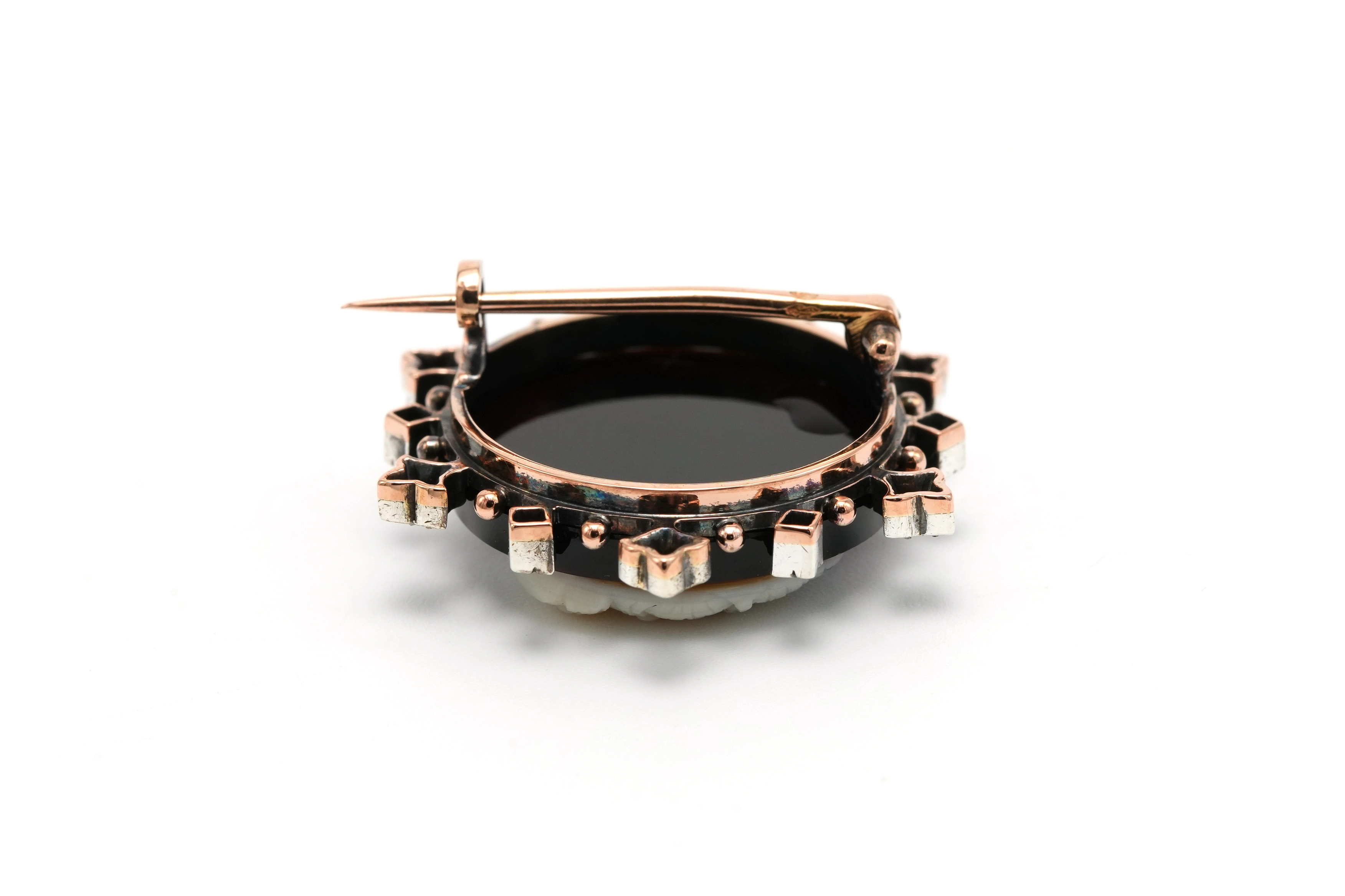 Broche Art Nouveau en or blanc 18 carats sertie d'une agathe et de diamants taille "rose" - 4