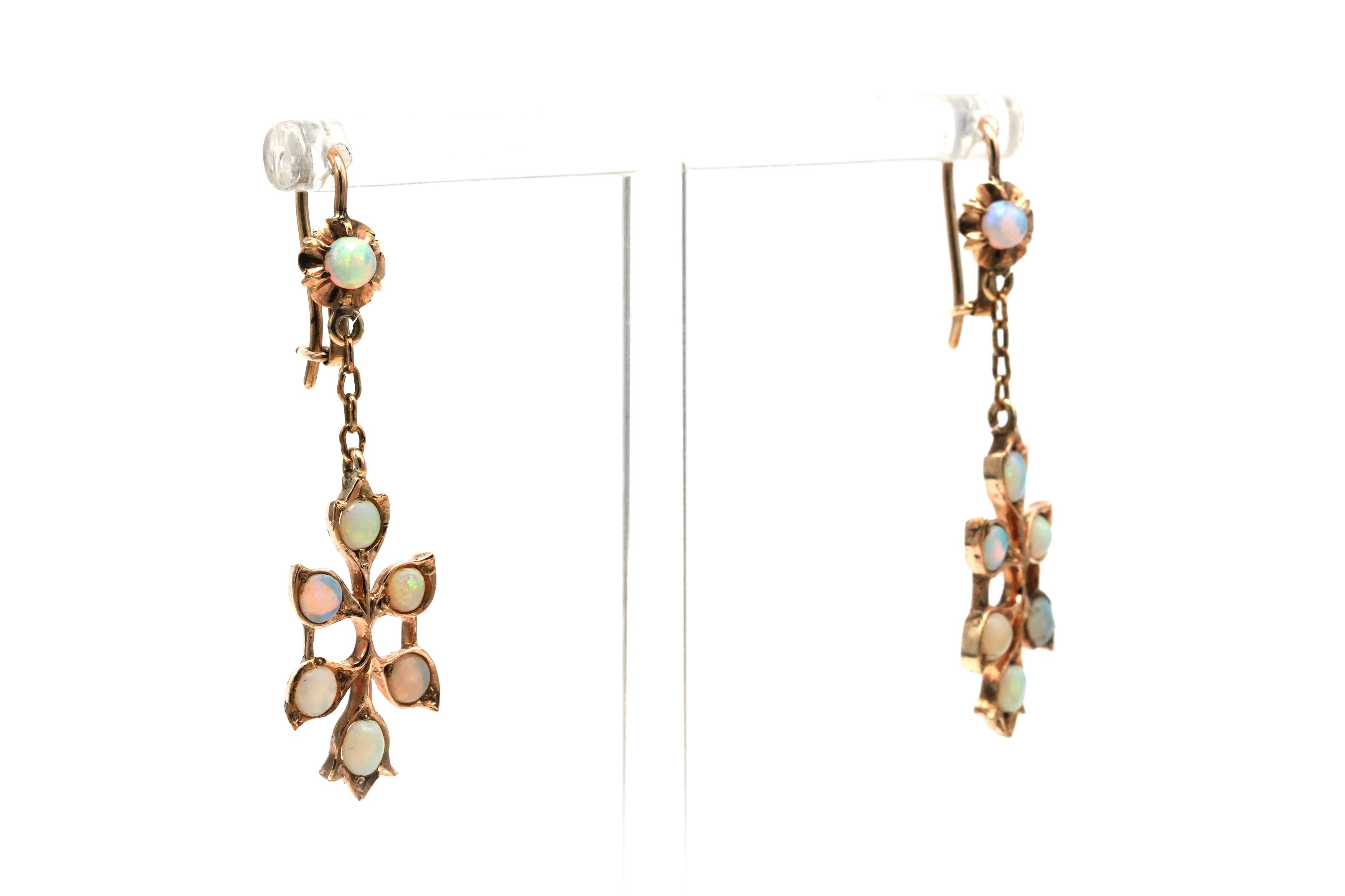 Boucles d'oreilles Art Déco en or jaune 9 carats serties d'opales - 3