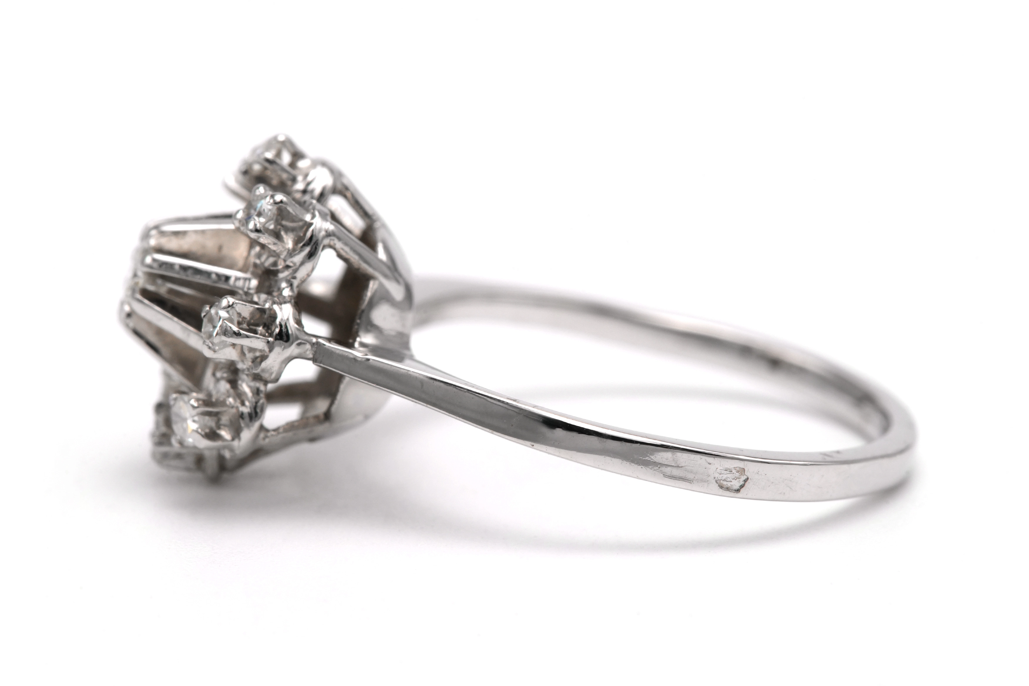 Bague Art Déco en or blanc 18 carats sertie de diamants taille "brillant" (+- 0.22ct) - 3