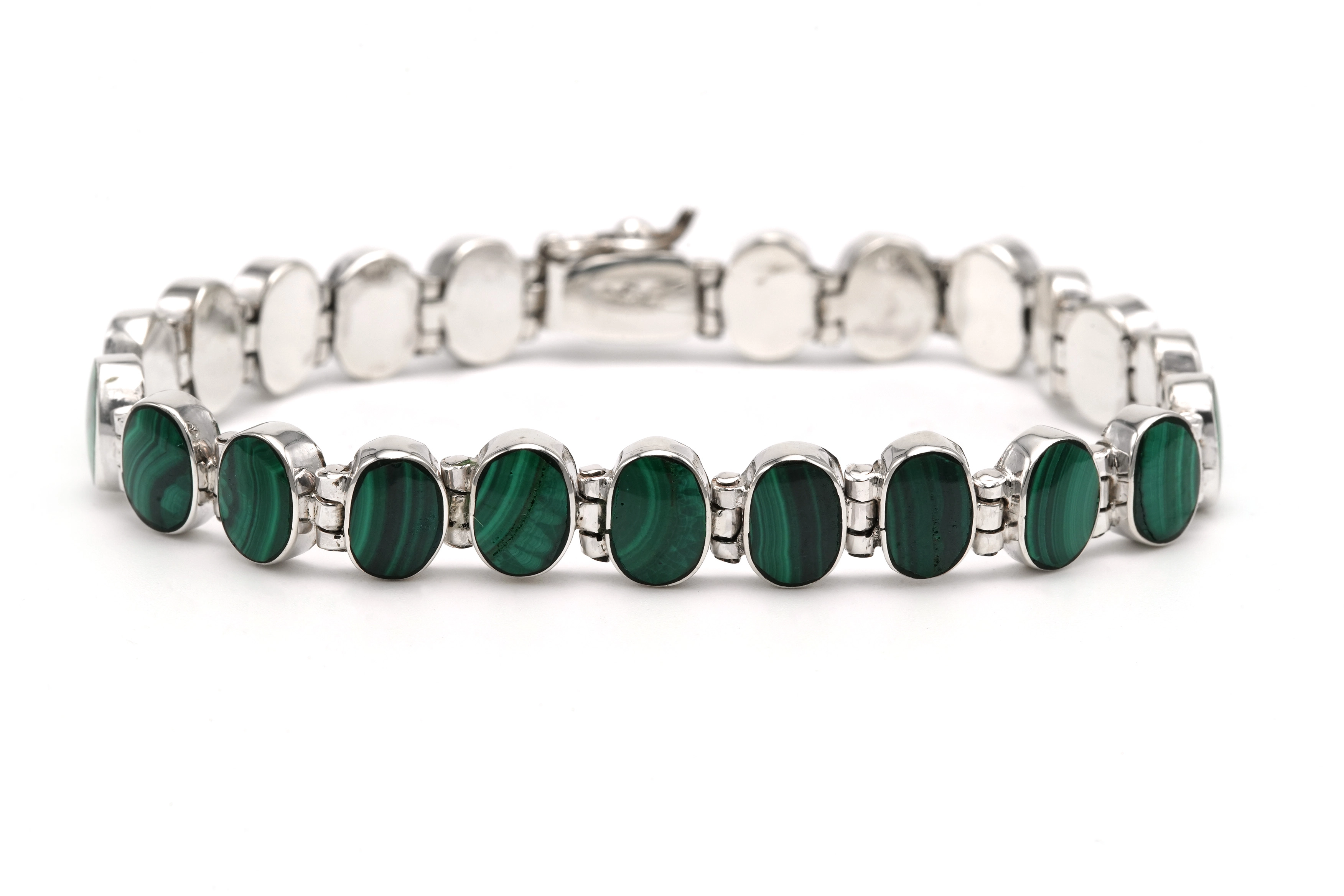 Collier contemporain en argent serti de malachites - 7