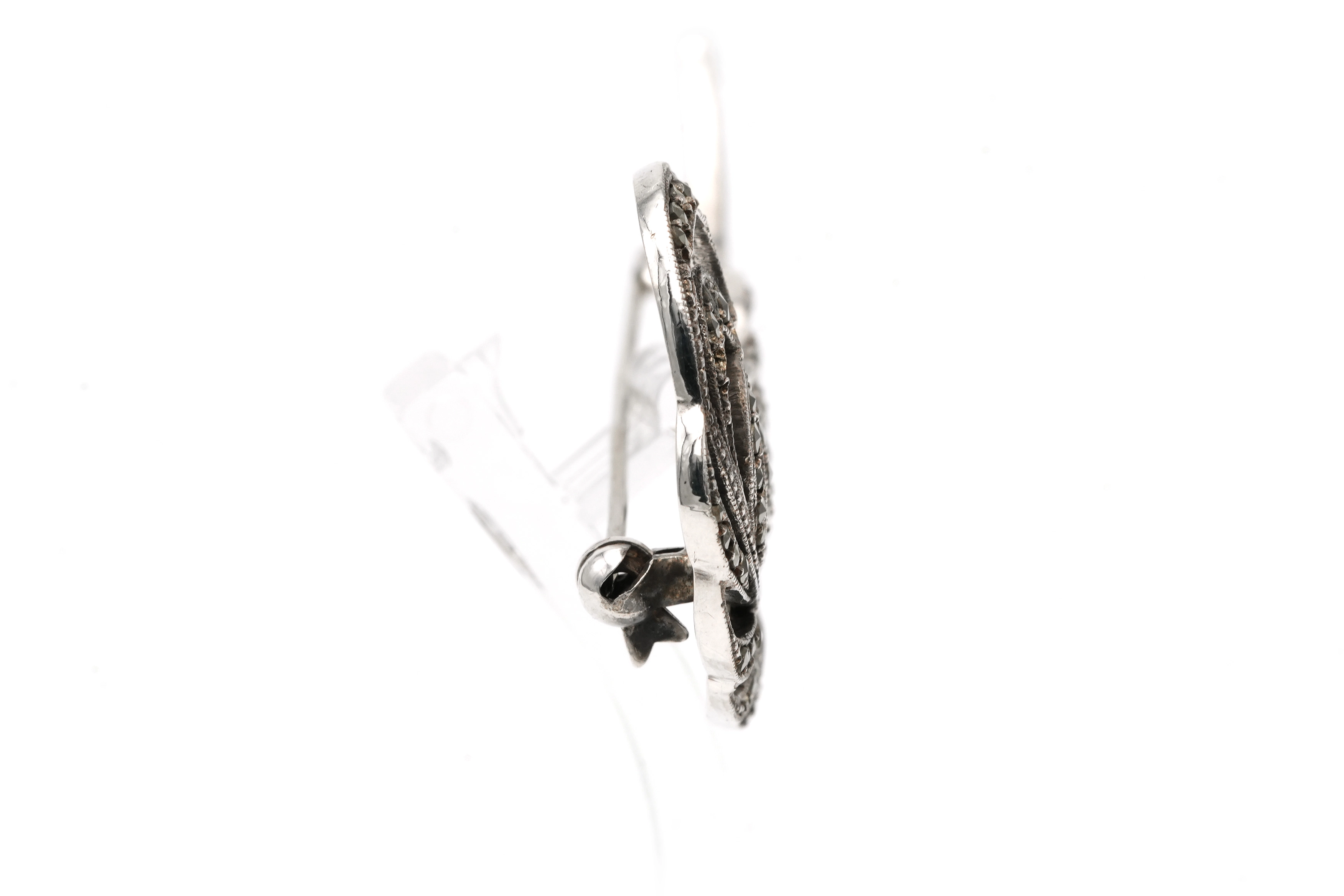 Broche Années 50 en argent sertie de marcassites - 5