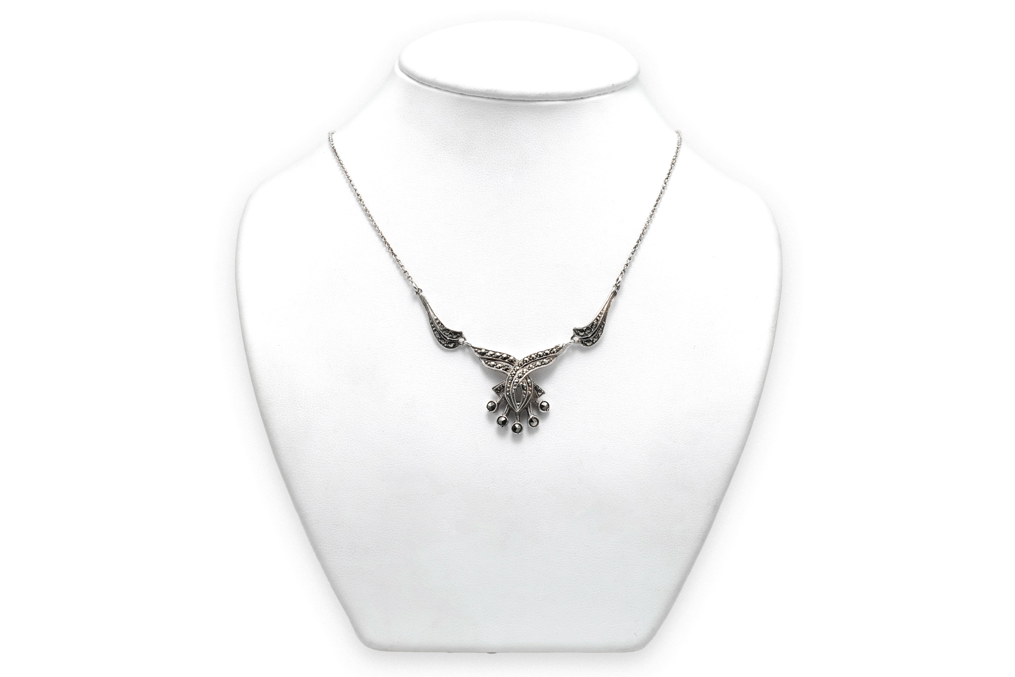 Collier Art Déco en argent serti de marcassites - 2