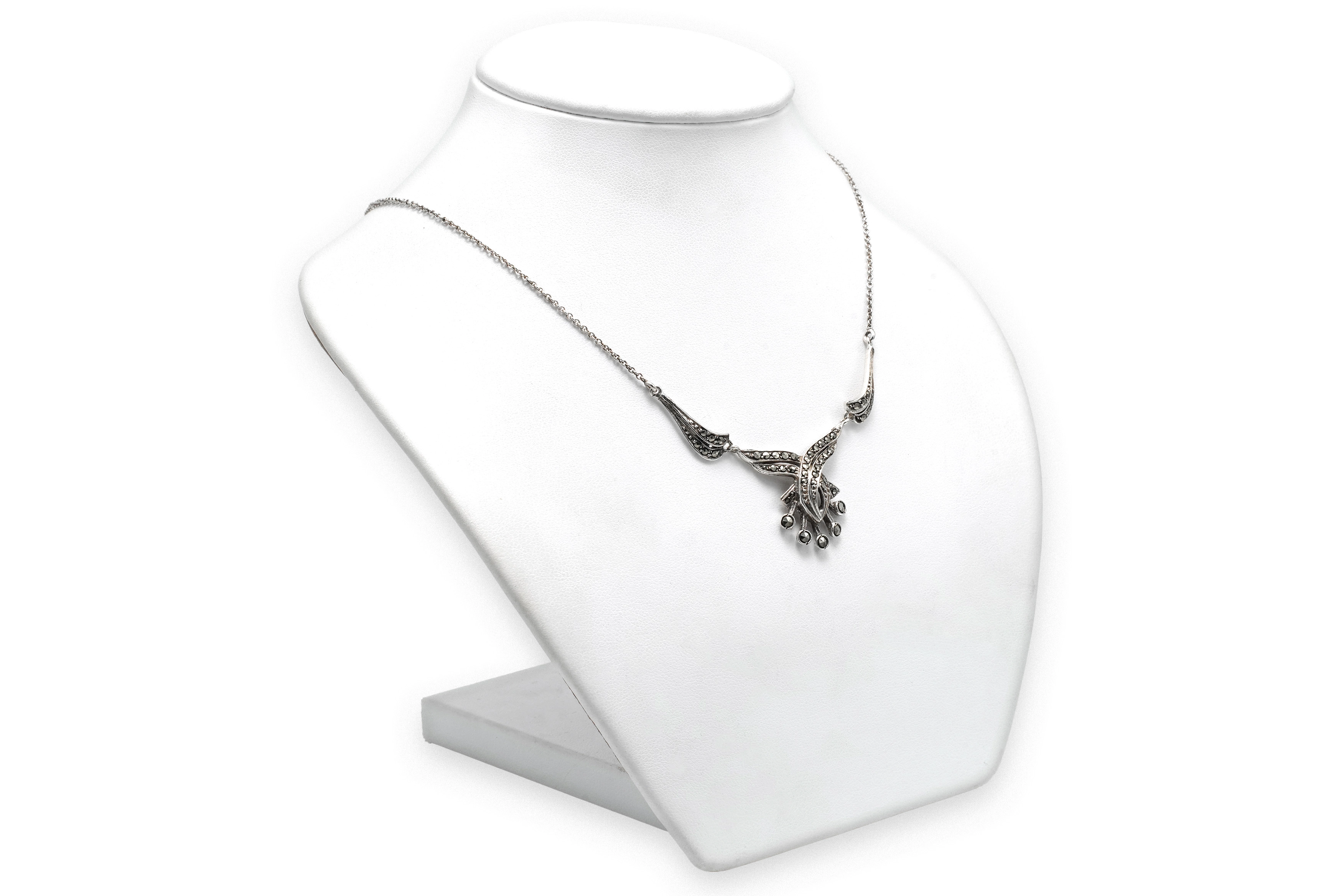 Collier Art Déco en argent serti de marcassites - 4